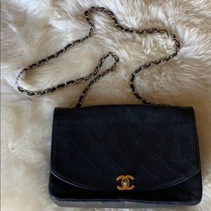 Black Lambskin Classic Medium Coco Flap Bag